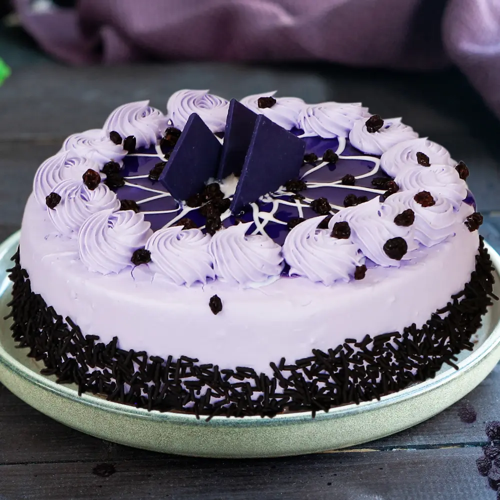 Black Currant Cake