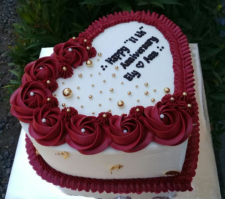 Anniversary Cake 63