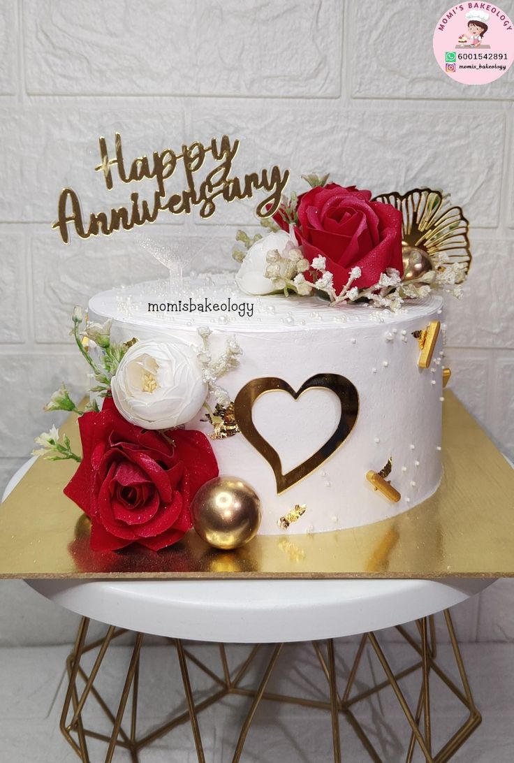 Anniversary Cake 80