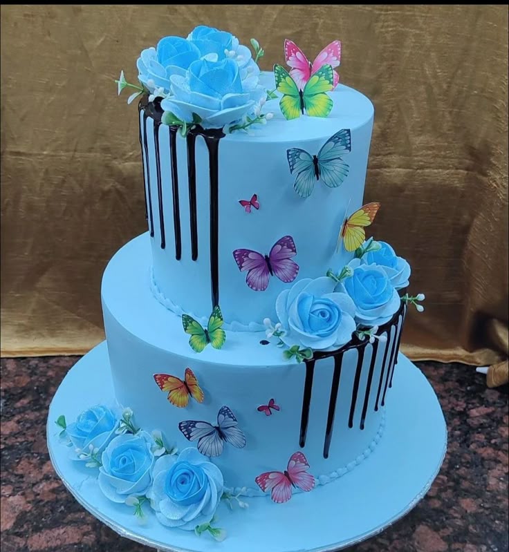 Custom Cake 96